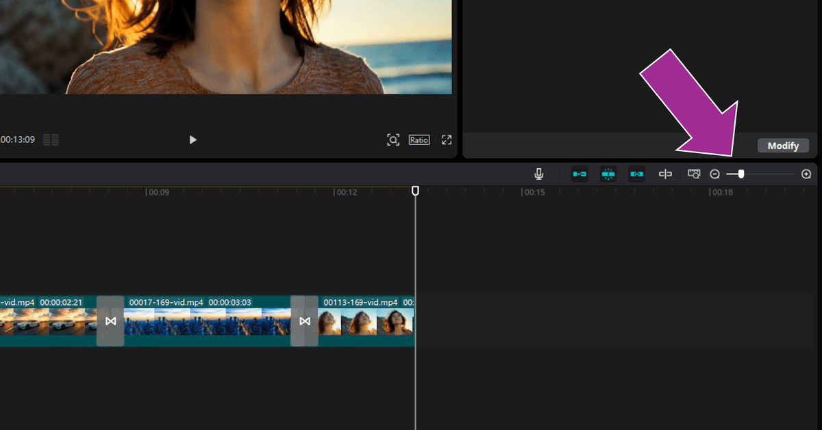 How to timeline zoom in CapCut desktop